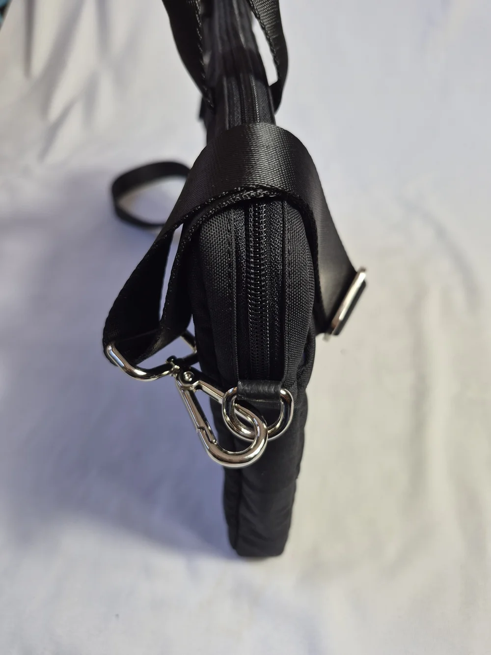 Black Quilted Laptop Bag with Shoulder Strap - Unbranded